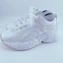Load image into Gallery viewer, Acne Studios Exclusive White Nappa Manhattan Sneakers