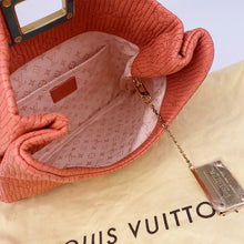 Load image into Gallery viewer, Louis Vuitton Clutch