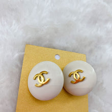 Load image into Gallery viewer, Chanel Double C logo Vintage Earrings