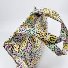 Load image into Gallery viewer, Chanel Vintage Flower CC Loge tote