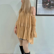 Load image into Gallery viewer, Chloe Pleated lace blouse POP