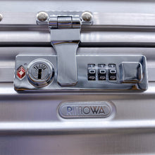 Load image into Gallery viewer, Rimowa Make-up Box