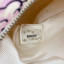 Load image into Gallery viewer, Chanel Vintage Flower CC Loge tote
