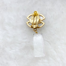 Load image into Gallery viewer, Chanel single earring