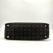 Load image into Gallery viewer, Chanel mini boston handbag