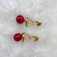 Load image into Gallery viewer, Chanel Double C logo Vintage Earrings