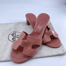 Load image into Gallery viewer, Hermes sandal