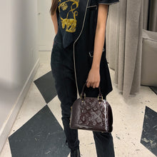 Load image into Gallery viewer, Louis Vuitton Amarante Monogram Vernis Alma PM Bag