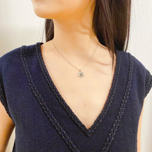 Load image into Gallery viewer, Chanel vintage necklace