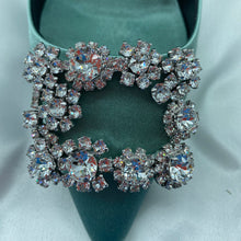 Load image into Gallery viewer, Roger vivier Natural Flower Strass Buckle Satin Point Toe Pum