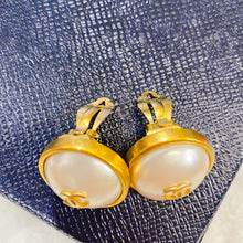 Load image into Gallery viewer, CHANEL vintage pearl gold earrings TWS