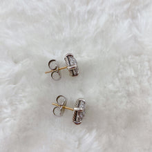 Load image into Gallery viewer, David Yurman Diamond Earrings