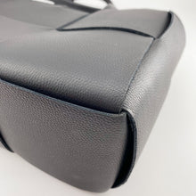 Load image into Gallery viewer, Bottega Veneta Arco Tote