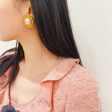Load image into Gallery viewer, Chanel pearl earrings