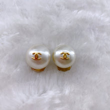 Load image into Gallery viewer, Chanel Pearl Earrings