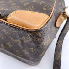 Load image into Gallery viewer, Louis Vuitton Nile Crossbody Bag
