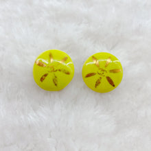 Load image into Gallery viewer, Chanel Green Snowflake Earring