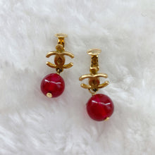 Load image into Gallery viewer, Chanel Double C logo Vintage Earrings