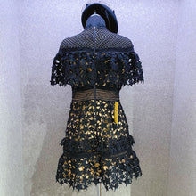 Load image into Gallery viewer, Self-portrait dress