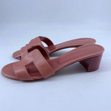 Load image into Gallery viewer, Hermes sandal