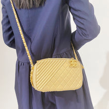 Load image into Gallery viewer, Chanel Camera Bag