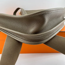 Load image into Gallery viewer, Hermes Evelyne26