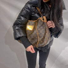 Load image into Gallery viewer, Louis Vuitton Galliera Bag TWS