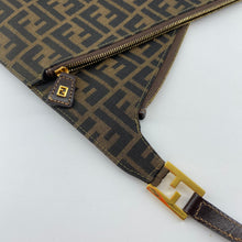 Load image into Gallery viewer, Fendi FF monogram vintage shoulder bag
