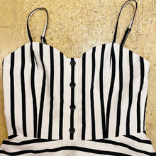 Load image into Gallery viewer, Alice+Olivia strip dress