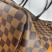 Load image into Gallery viewer, Louis Vuitton Damier Neverfull MM