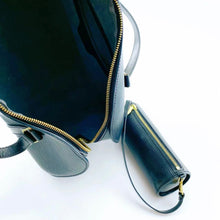 Load image into Gallery viewer, Louis Vuitton papillon