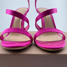 Load image into Gallery viewer, Gianvito rossi spin sandal