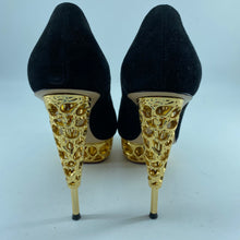 Load image into Gallery viewer, Vero Cuoio High Heels Size 36