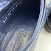 Load image into Gallery viewer, Chanel Sneakers size 39