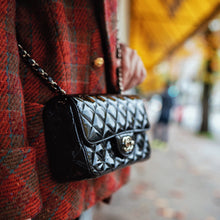 Load image into Gallery viewer, CHANEL classic flap mini bag brand new