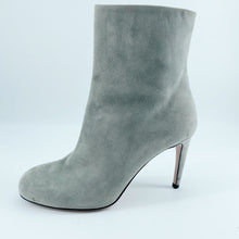 Load image into Gallery viewer, Gucci suede boots