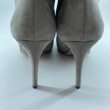 Load image into Gallery viewer, Gucci suede boots