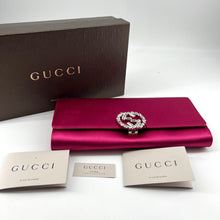 Load image into Gallery viewer, Gucci Broadway Satin Evening Clutch