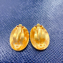 Load image into Gallery viewer, Chanel vintage gold ear clips