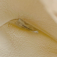 Load image into Gallery viewer, Chanel Cream Vintage Caviar Leather V Stitch Shoulder Bag