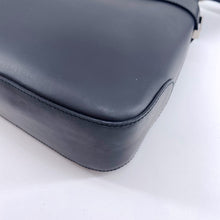 Load image into Gallery viewer, Salvatore Ferragamo shoulder bag