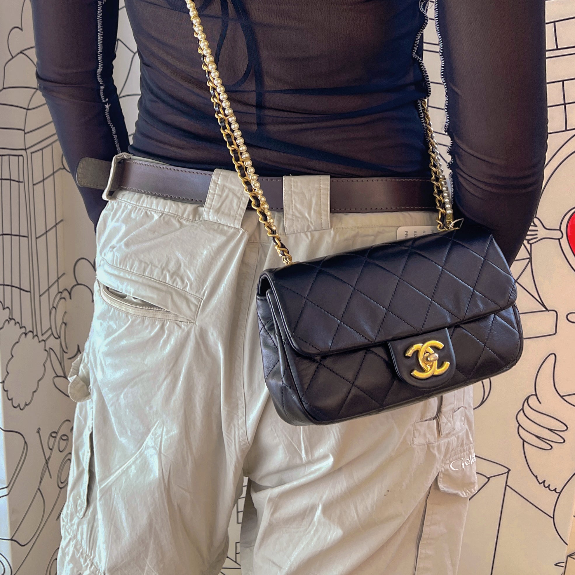 Chanel purse with pearl chain Clearance