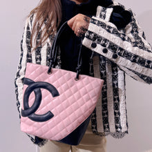 Load image into Gallery viewer, Chanel Lambskin Combon Tote Medium TWS