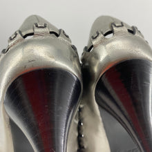 Load image into Gallery viewer, Louis Vuitton heels