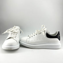 Load image into Gallery viewer, Alexander McQueen Larry sneaker