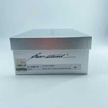 Load image into Gallery viewer, Brianatwood Heels