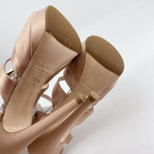 Load image into Gallery viewer, Miu Miu Heels