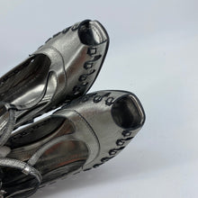 Load image into Gallery viewer, Louis Vuitton heels