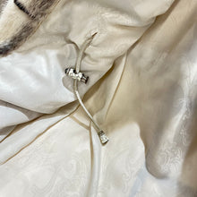 Load image into Gallery viewer, VTO mink coat