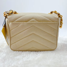 Load image into Gallery viewer, Chanel Cream Vintage Caviar Leather V Stitch Shoulder Bag